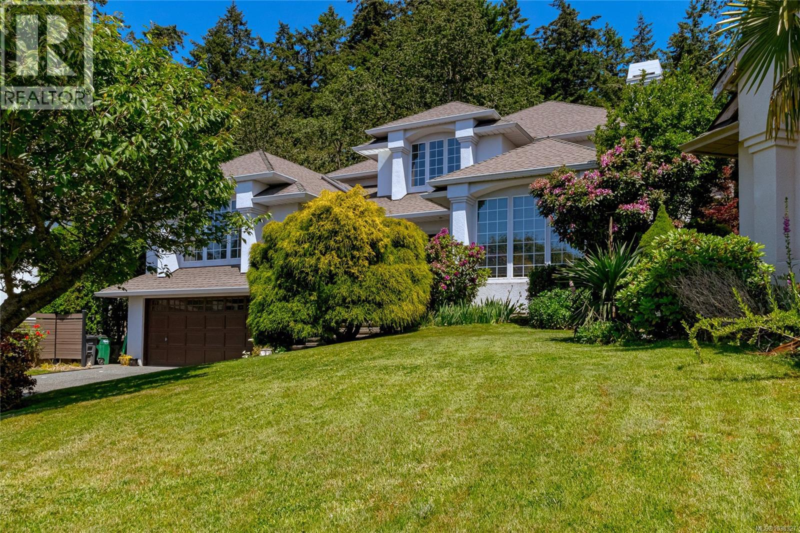 833 Royal Wood Place - main photo