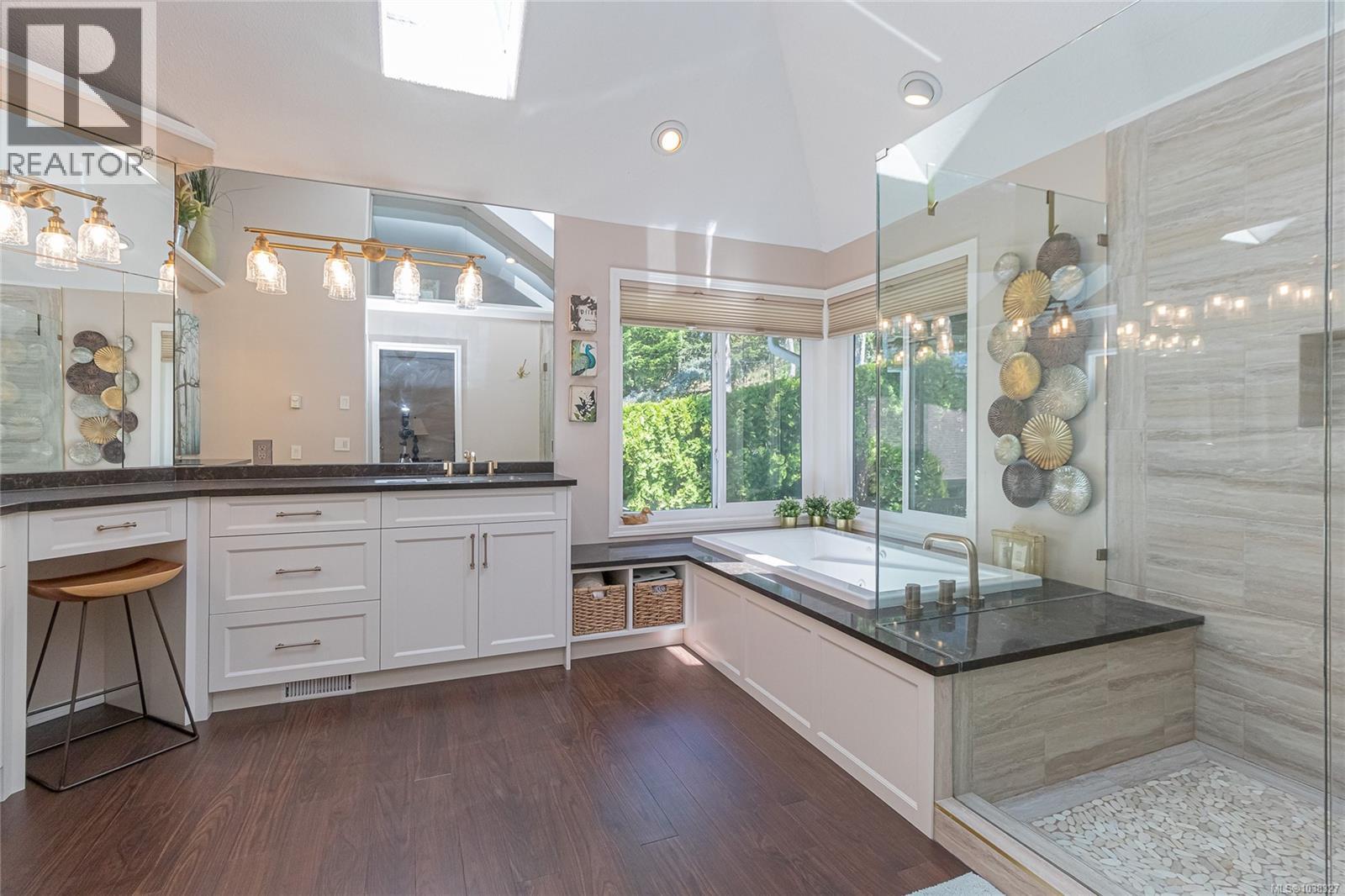 833 Royal Wood Pl - 29