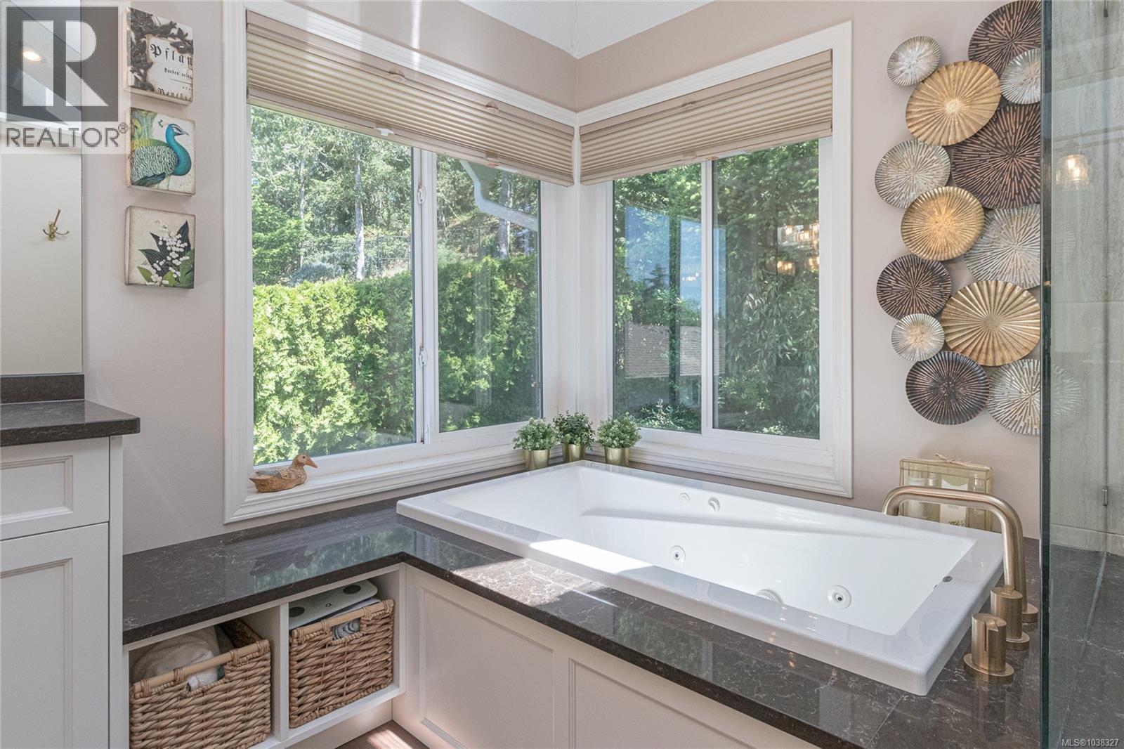 833 Royal Wood Pl - 32