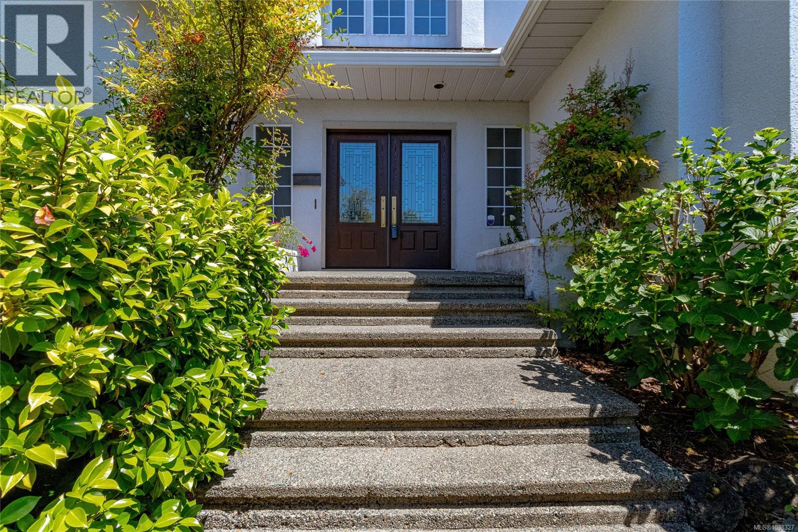833 Royal Wood Pl - 4