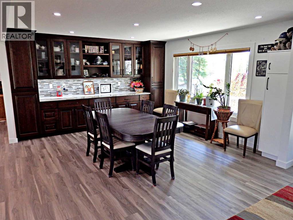 5922 52 Avenue - 15
