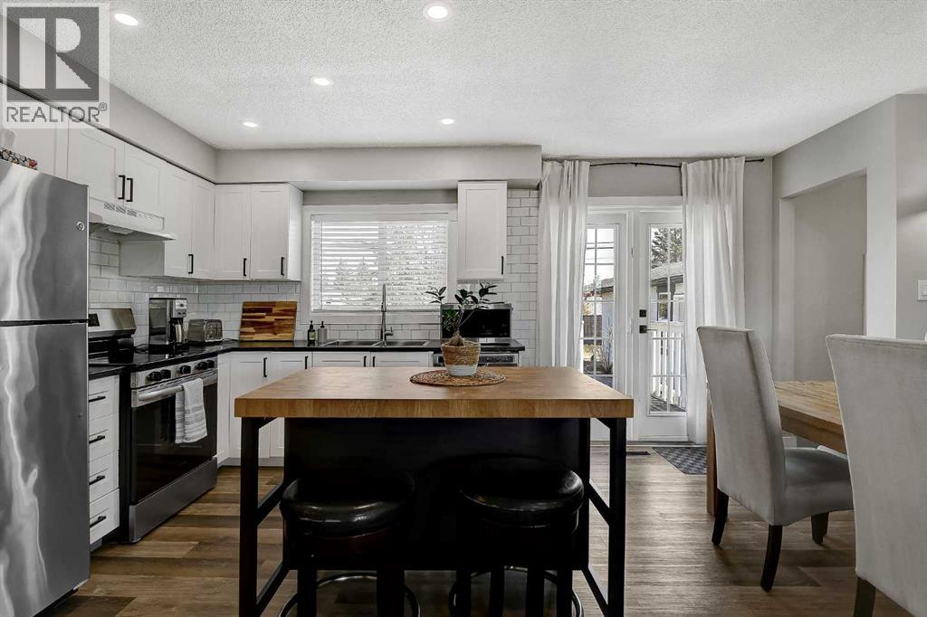 8503 100 Street - 10