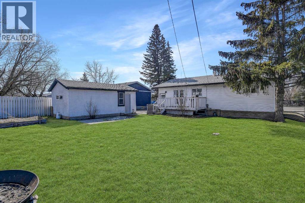 8503 100 Street - 32