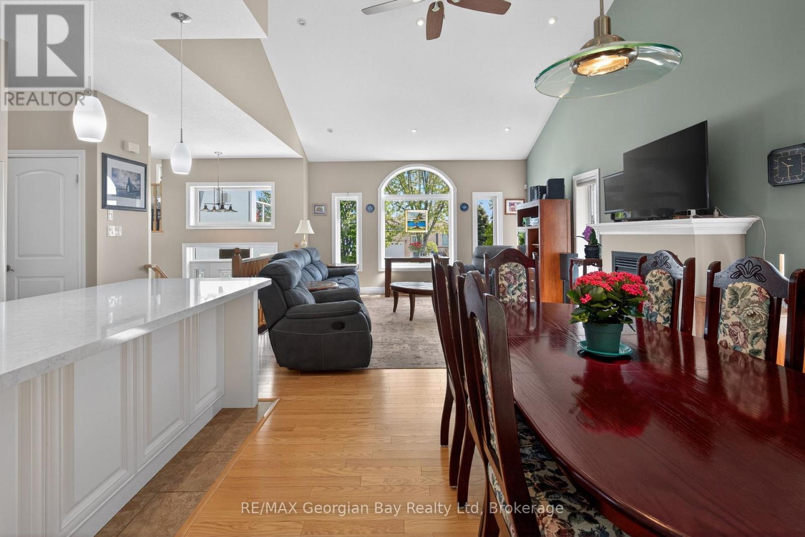 656 ABERDEEN BOULEVARD - 10