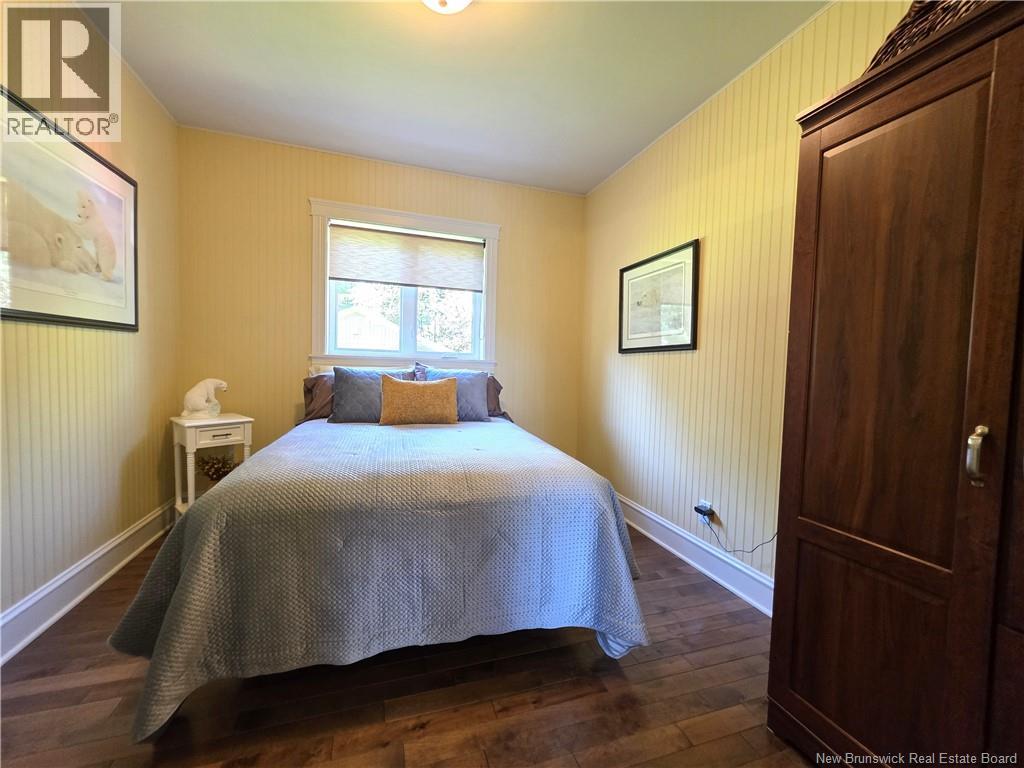 19 Ferris Road - 23