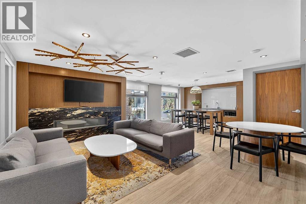 #1603 108 Waterfront Court SW - 35