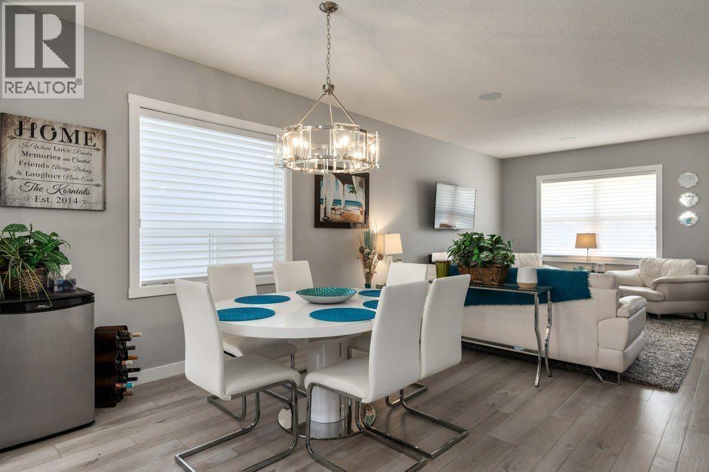 144 Wolf Willow Boulevard SE - 6