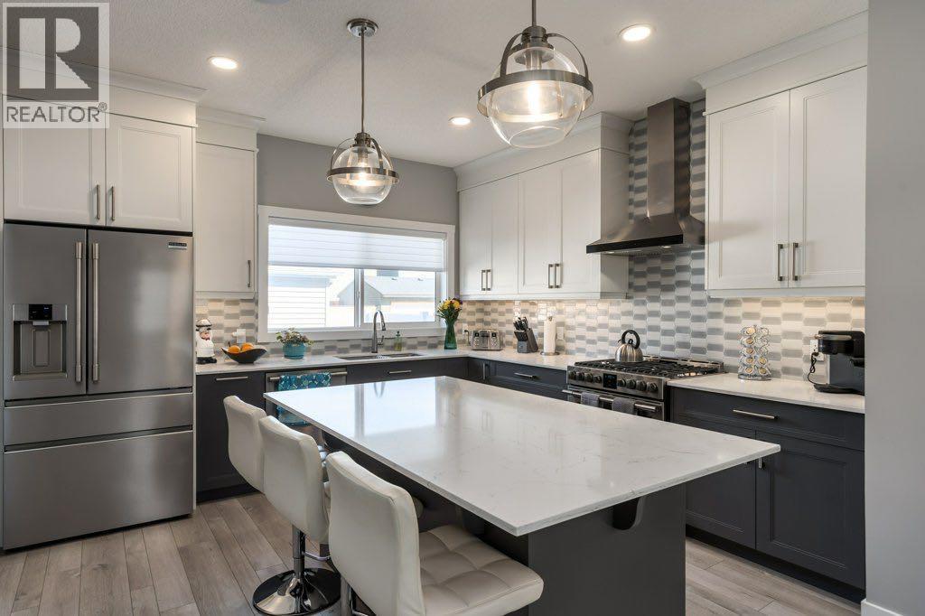 144 Wolf Willow Boulevard SE - 7