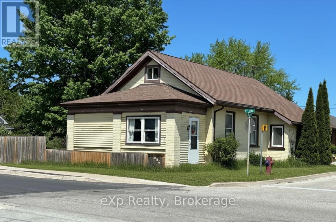 385 11TH AVENUE - Image 2