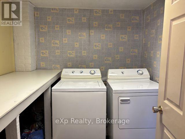 385 11TH AVENUE - 21