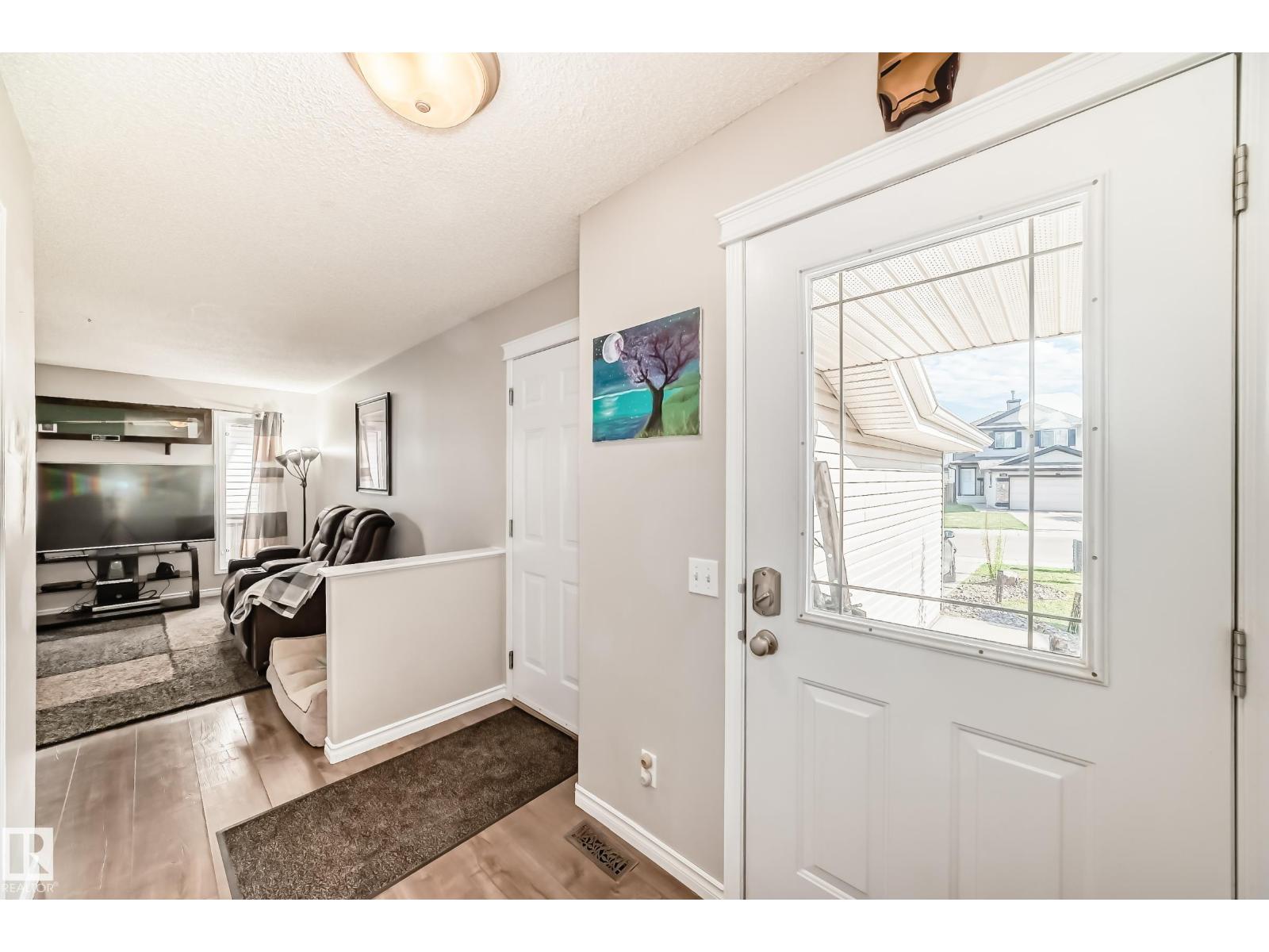 7847 7 AV SW - Image 3