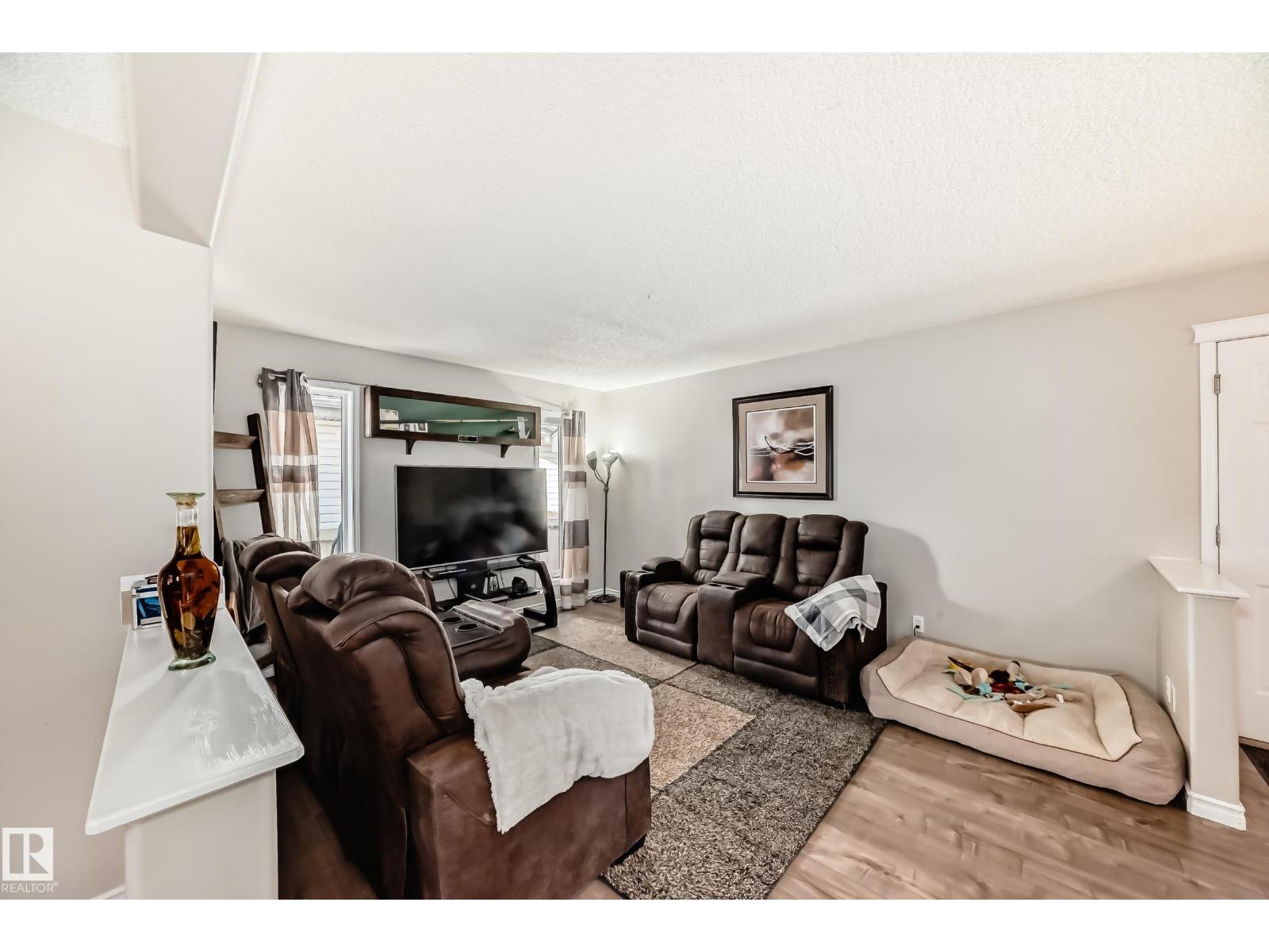 7847 7 AV SW - 9