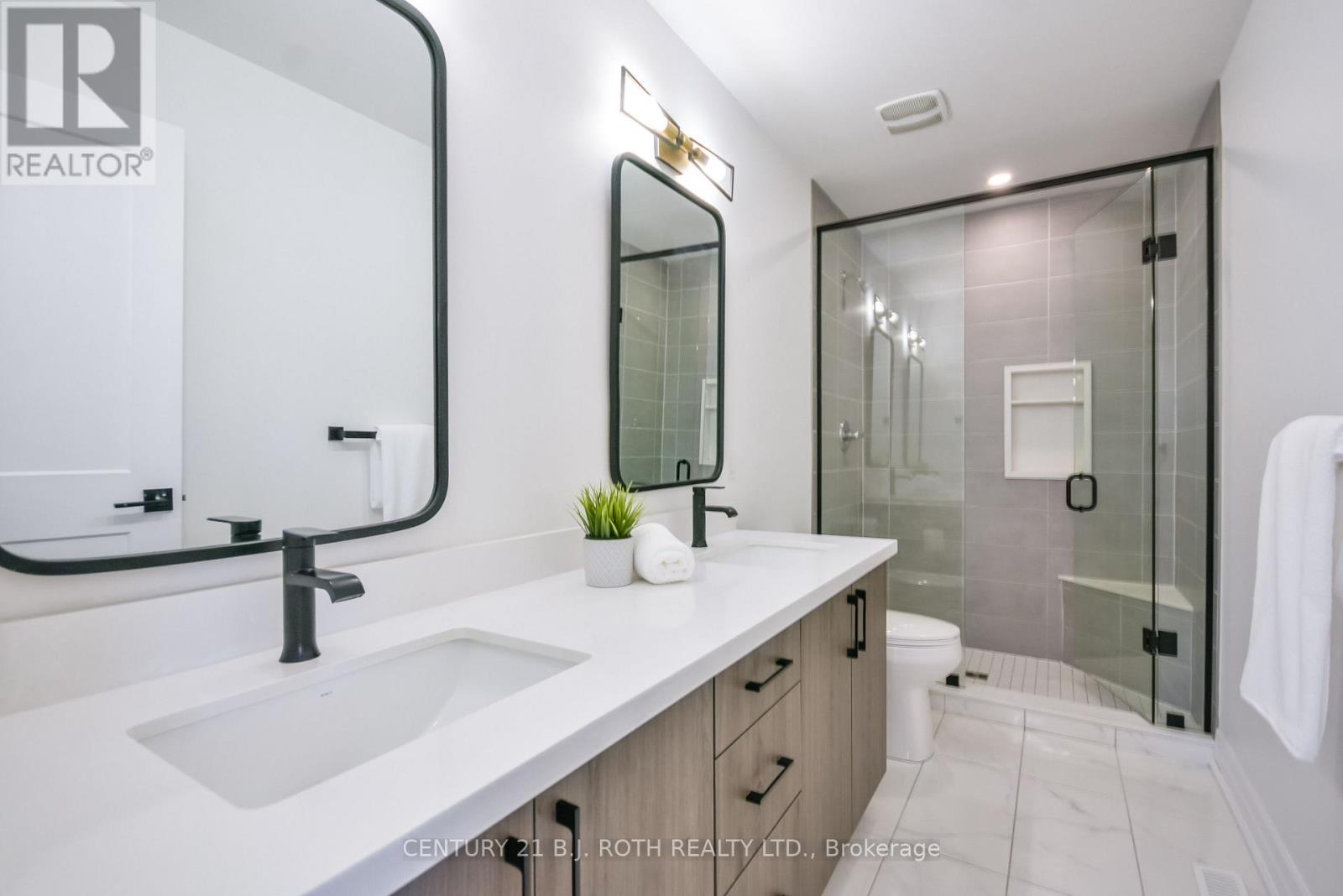43 AUBURN COURT - 30