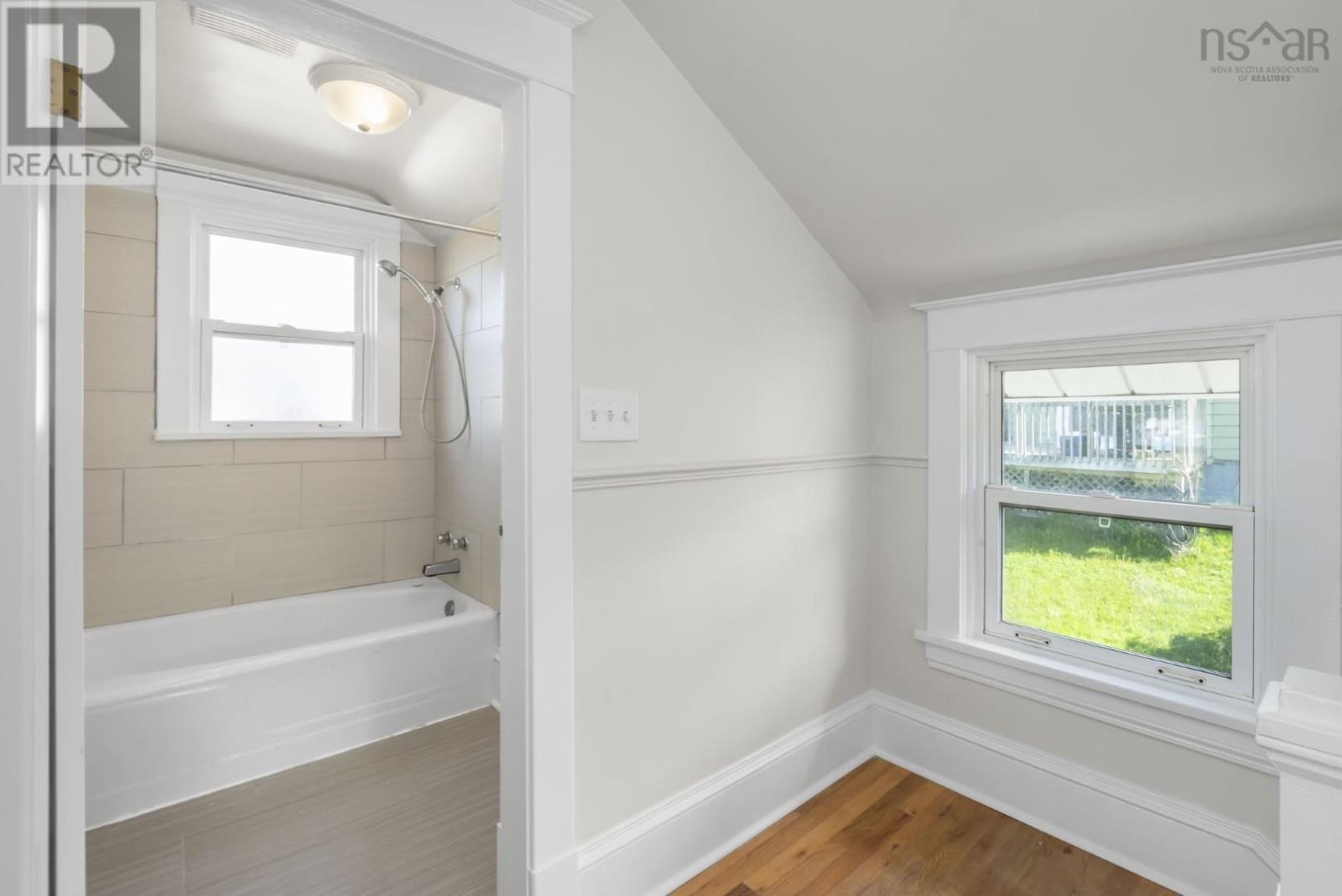 Property 20 of 49 of 12 Arthur Street