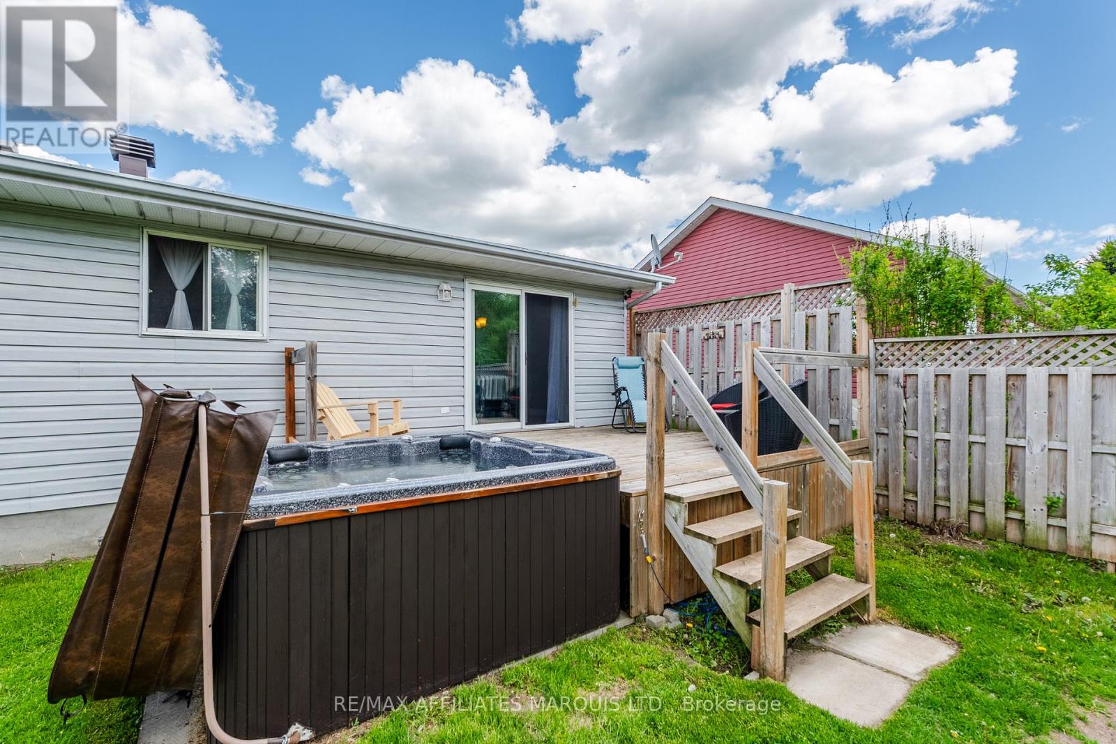 74 COLUMBIA AVENUE - 43