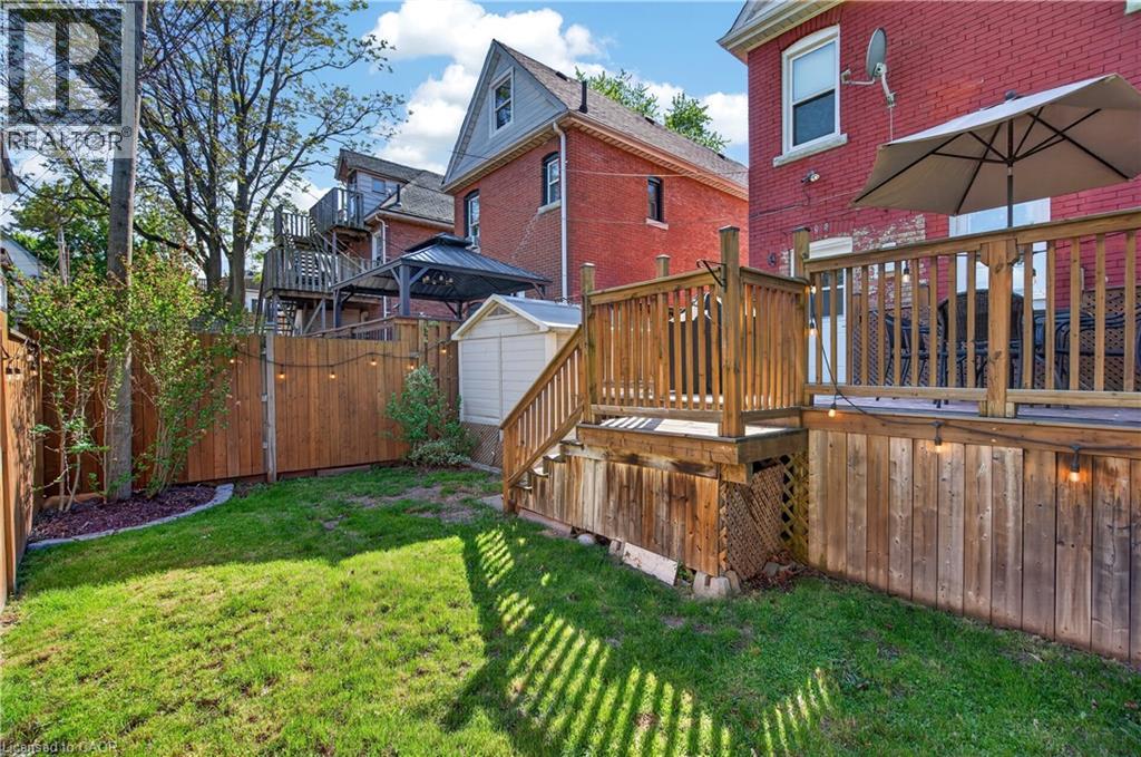 125 BALSAM Avenue S - 43