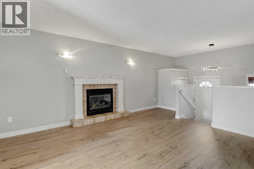 11261 75A Avenue - Image 3