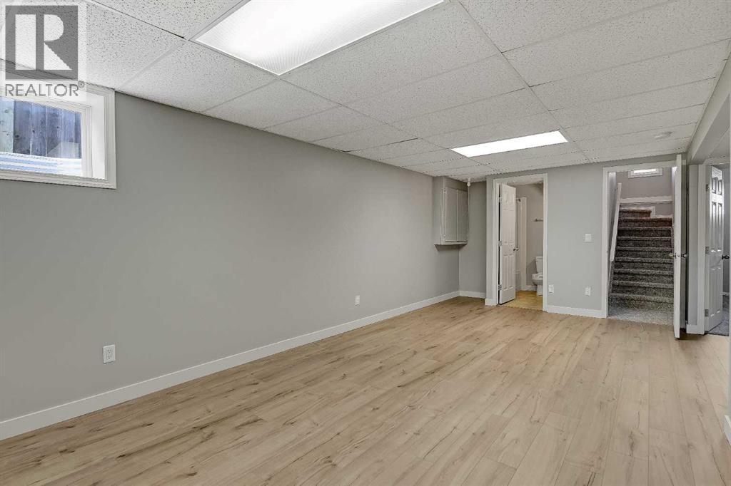 11261 75A Avenue - 14