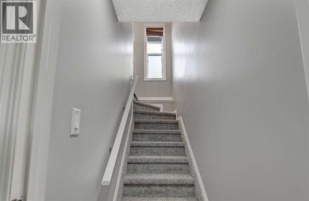 11261 75A Avenue - 13