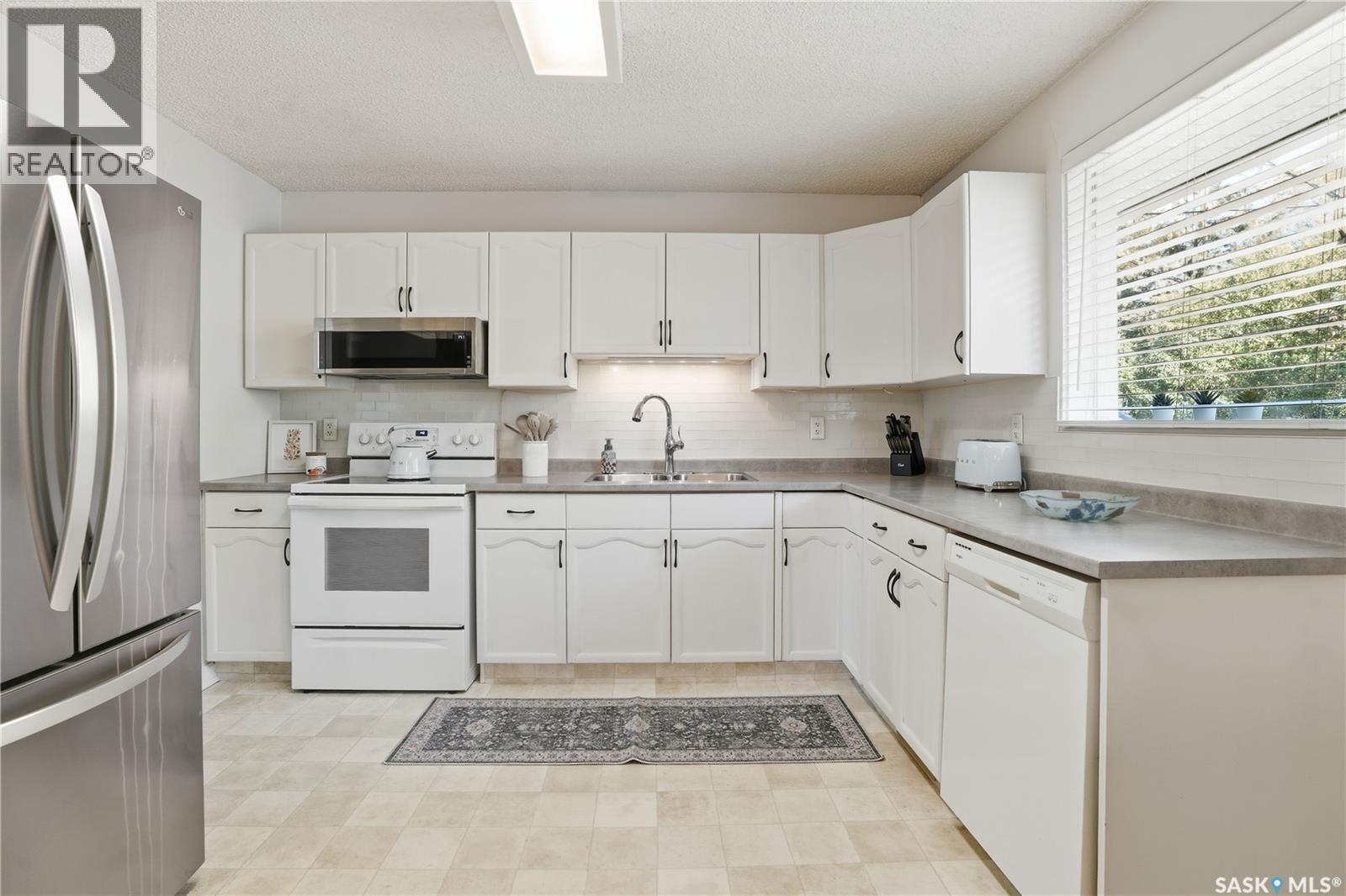 57 FLAMINGO CRESCENT - 11
