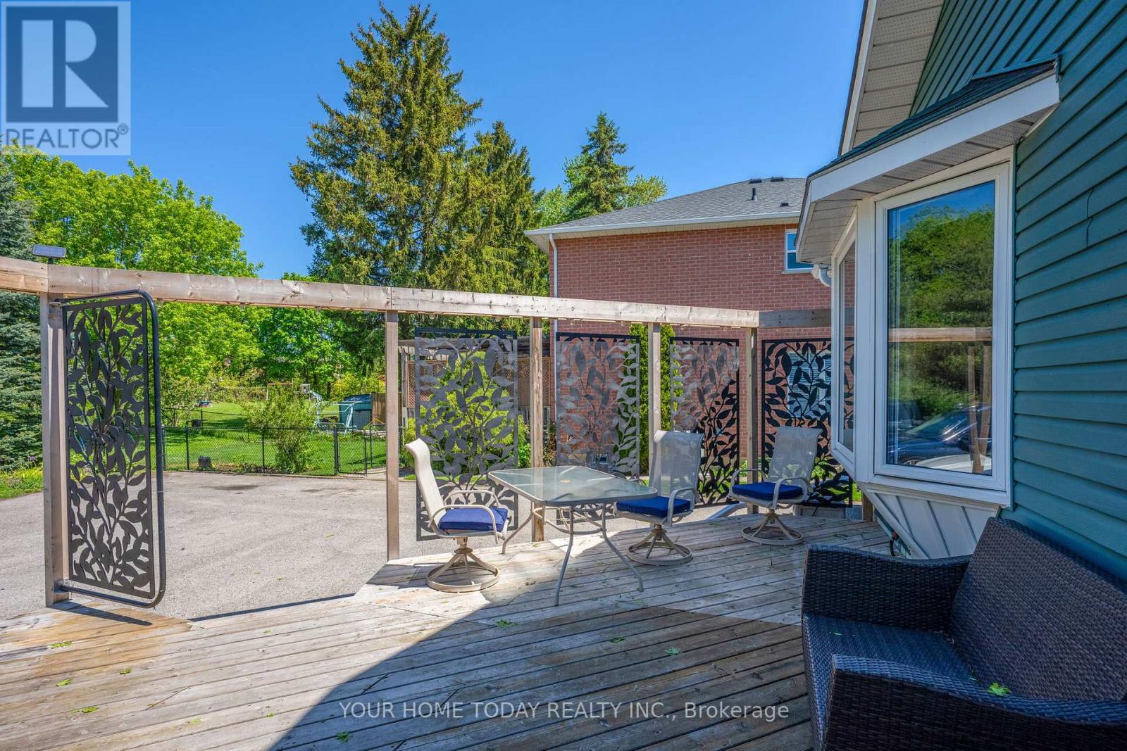 70 MAPLE AVENUE - 37
