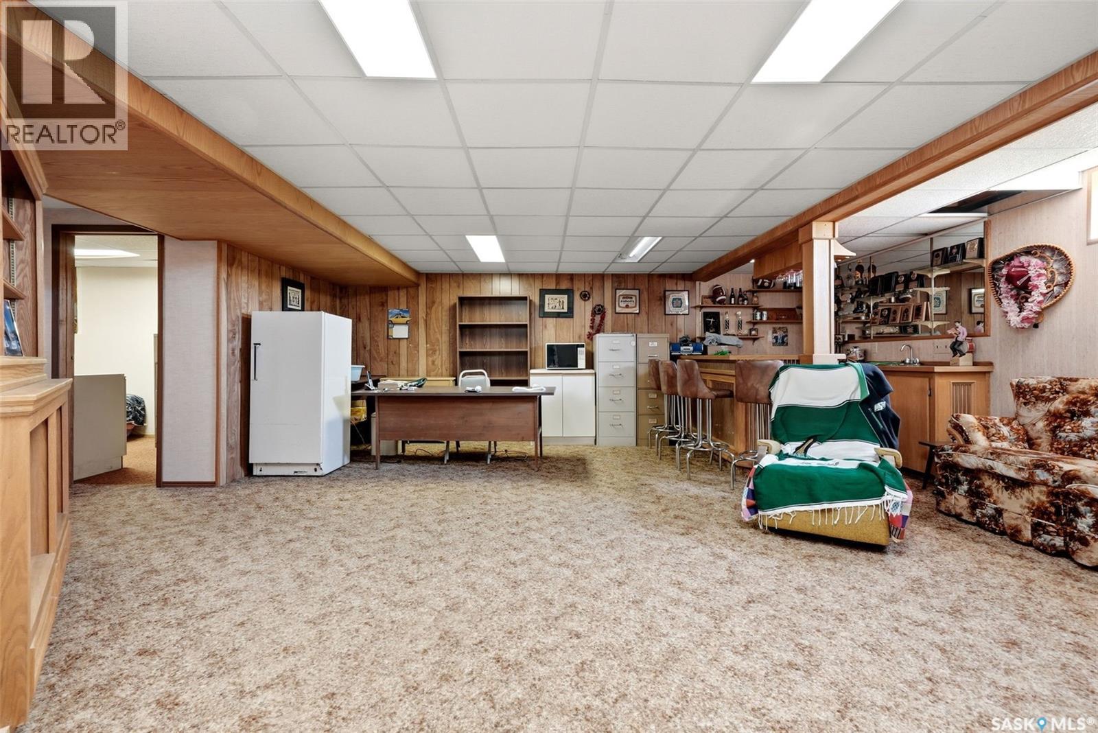 45 Miller CRESCENT E - 34