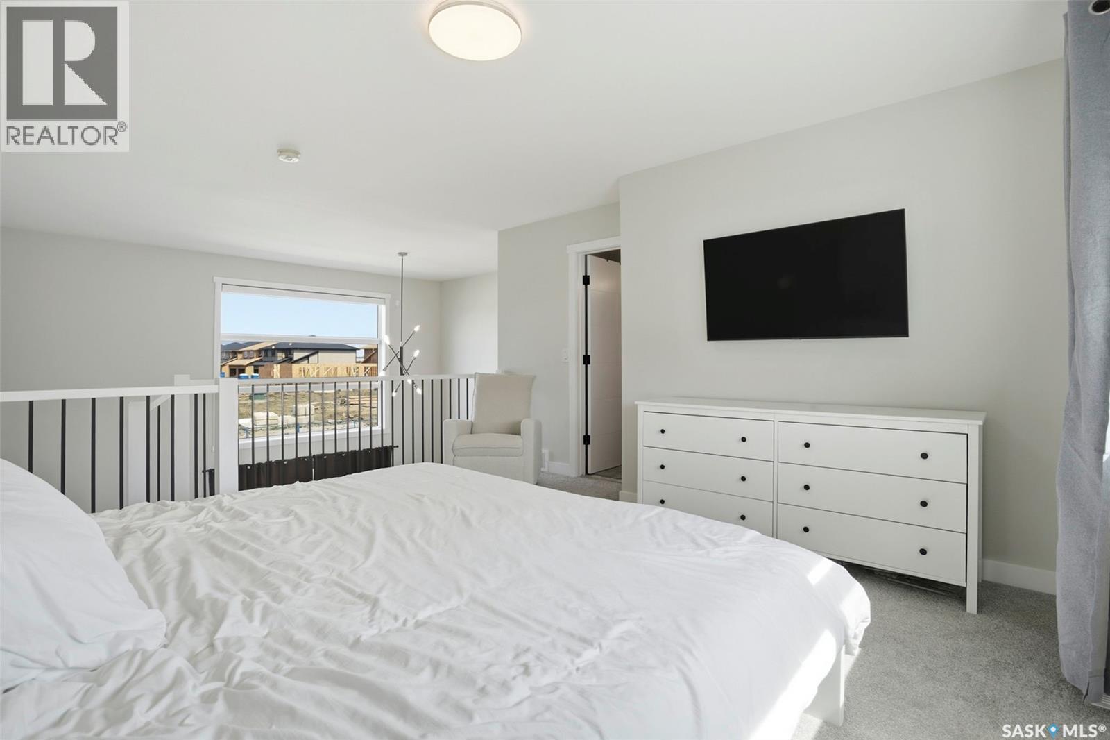 #336 McFaull CRESCENT - 13
