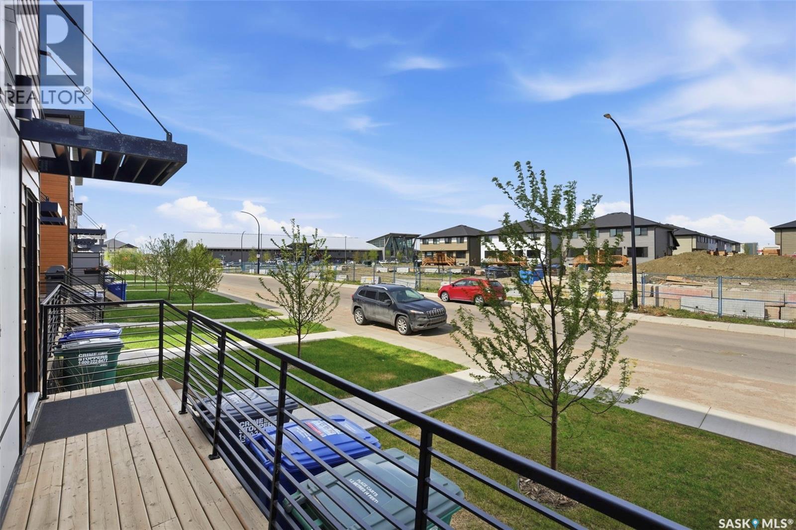 #336 McFaull CRESCENT - 22