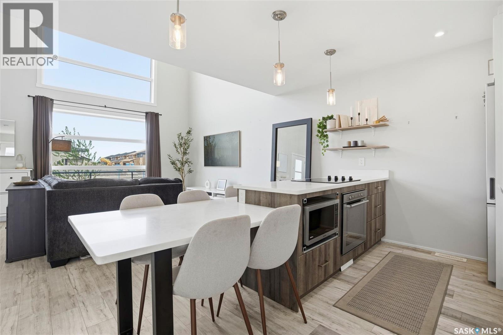 #336 McFaull CRESCENT - 8