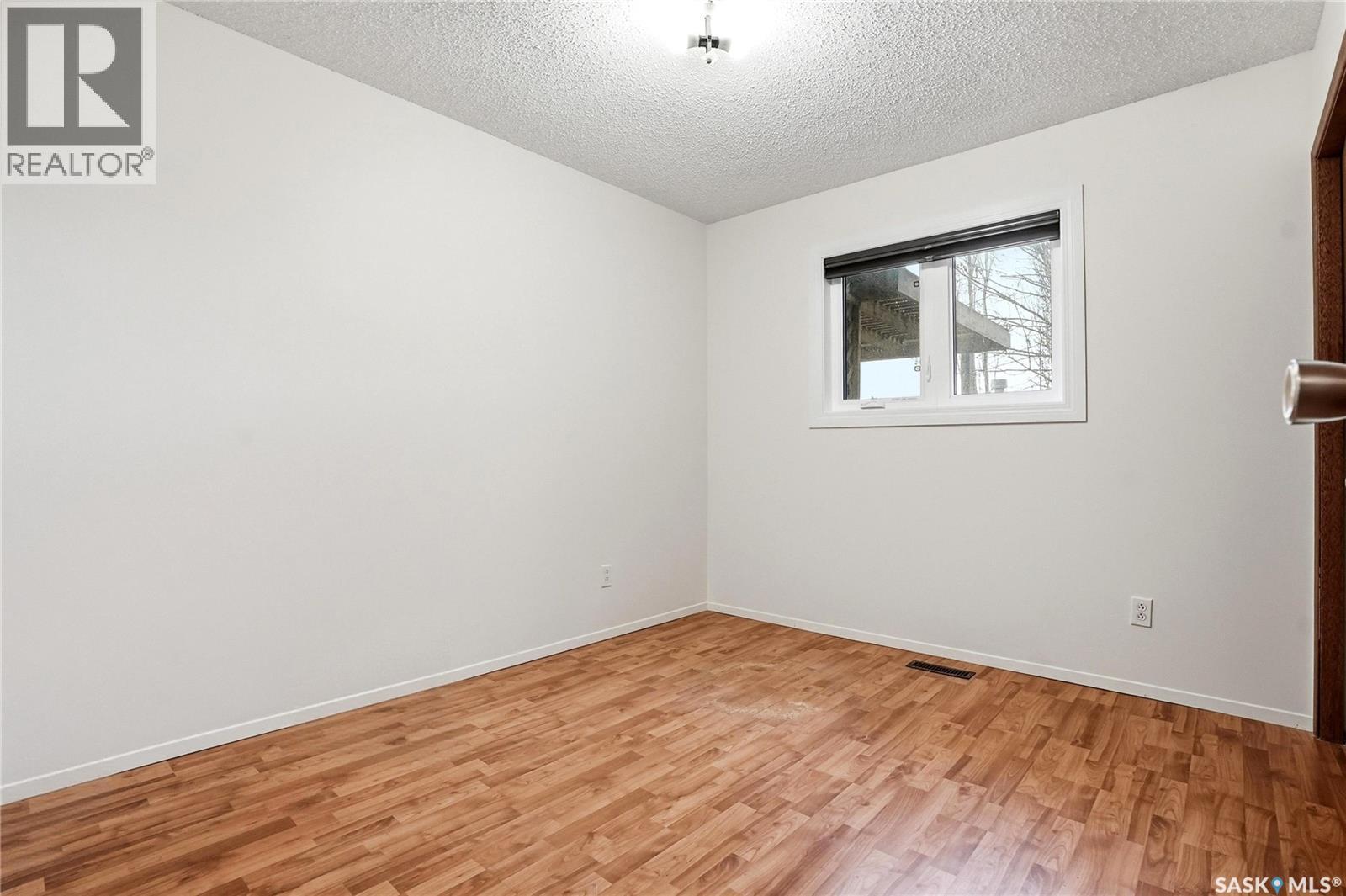 155 J.J. Thiessen CRESCENT - 27