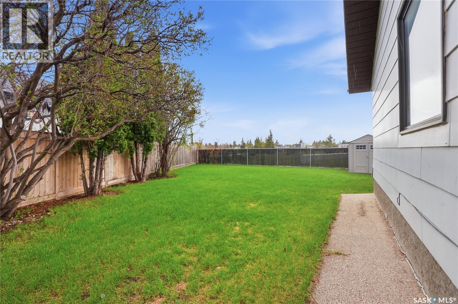 155 J.J. Thiessen CRESCENT - 43