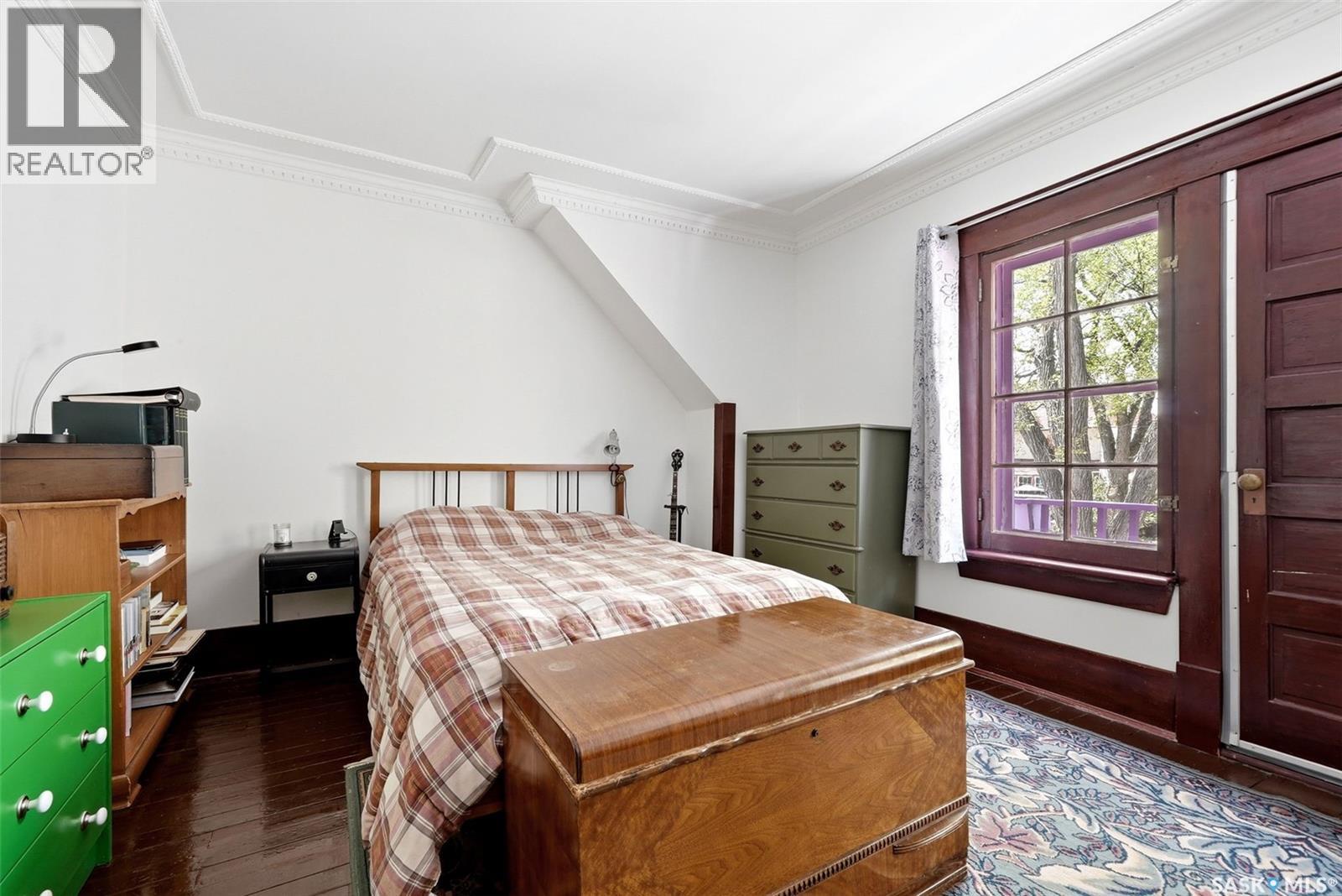 2035 Robinson STREET - 20