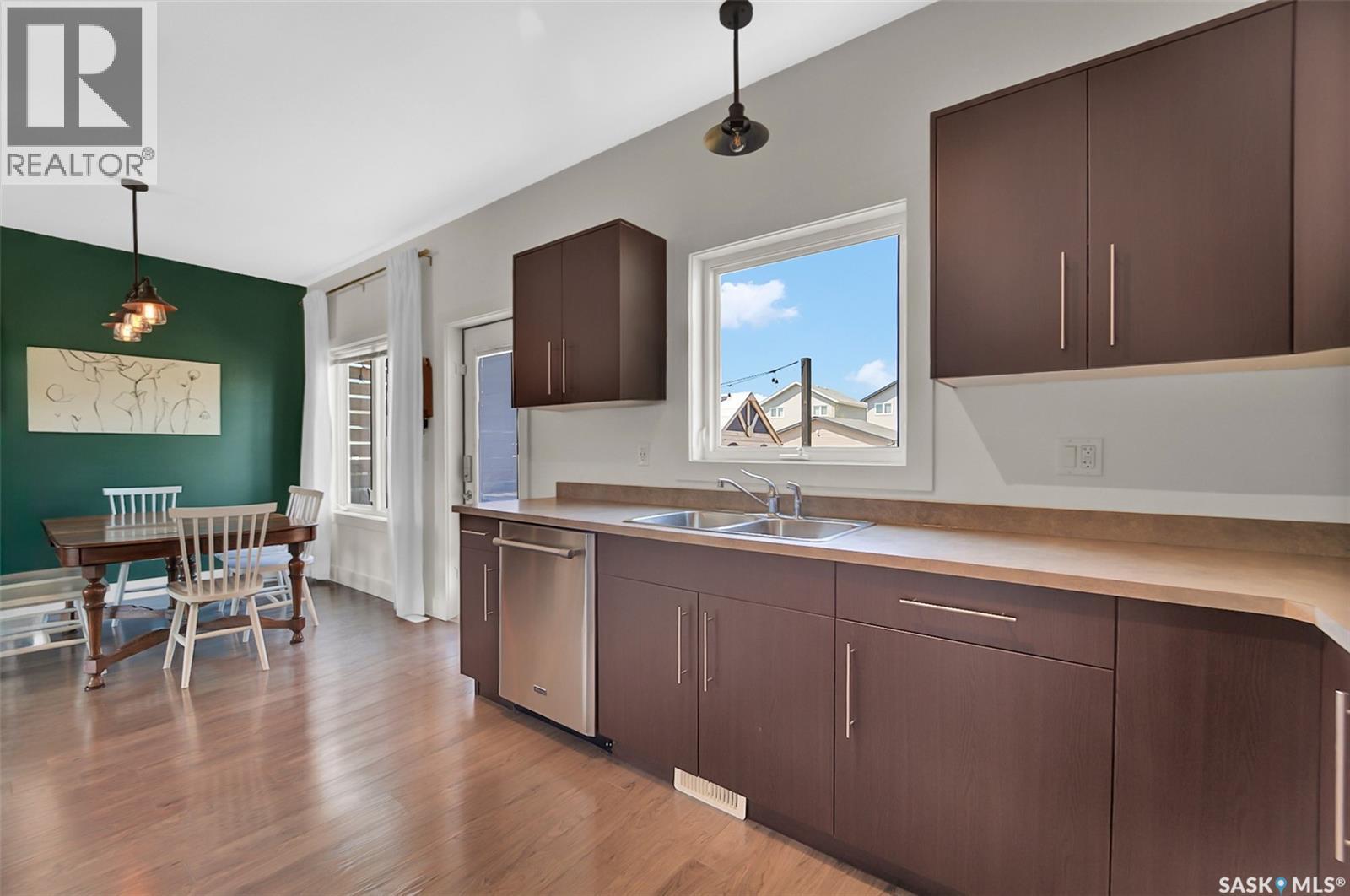 212 Martens LANE - 15