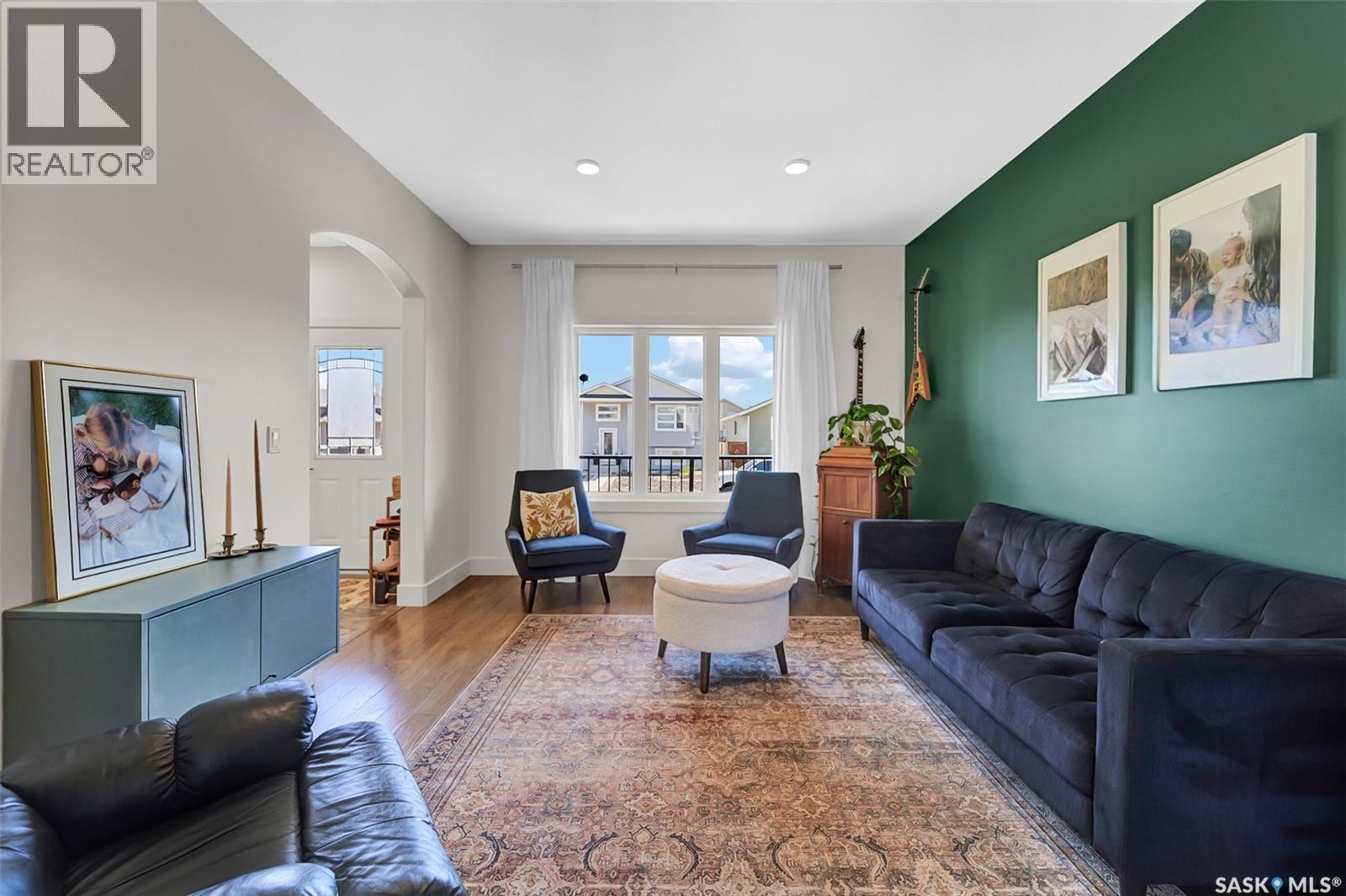 212 Martens LANE - 7