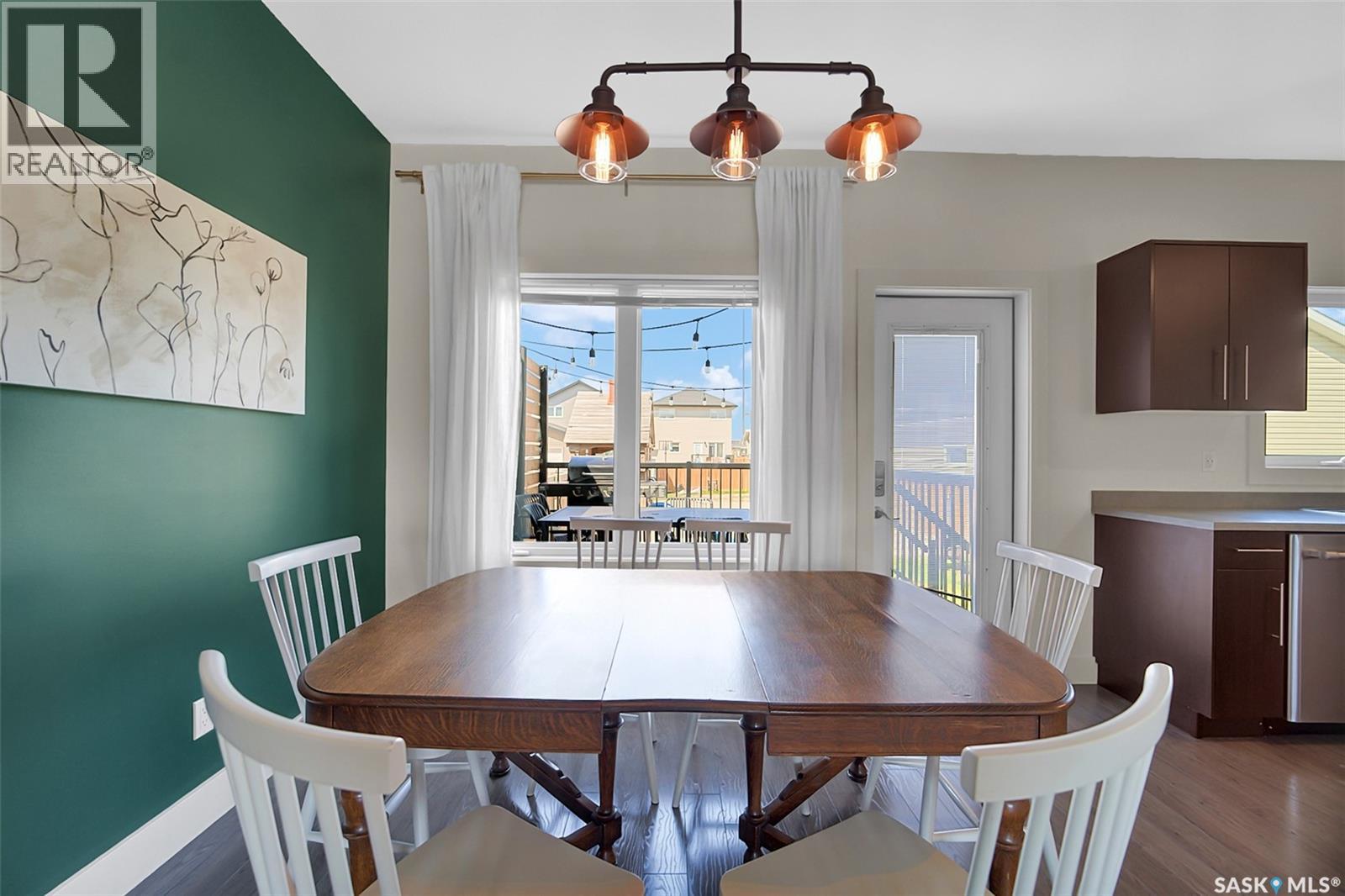 212 Martens LANE - 9