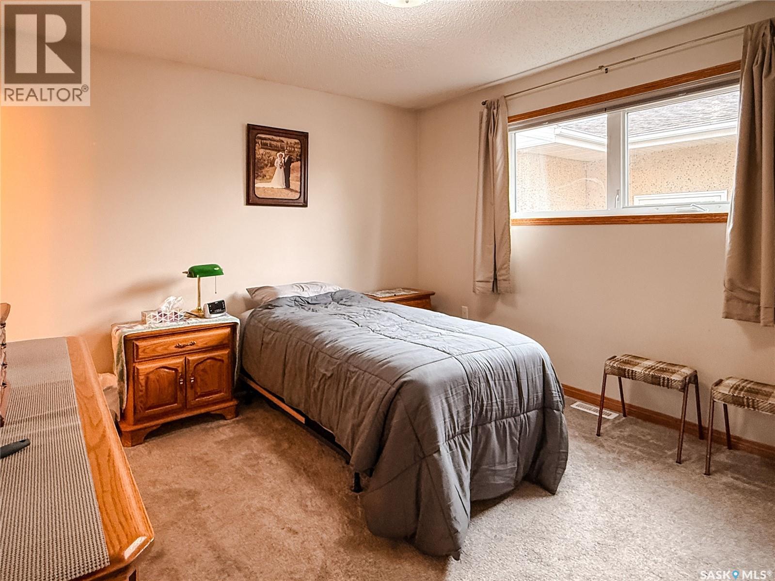 95 Pappas CRESCENT - 24