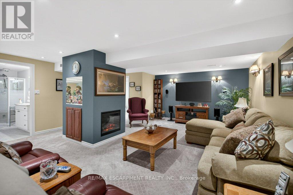 35 PENTLAND ROAD - 28