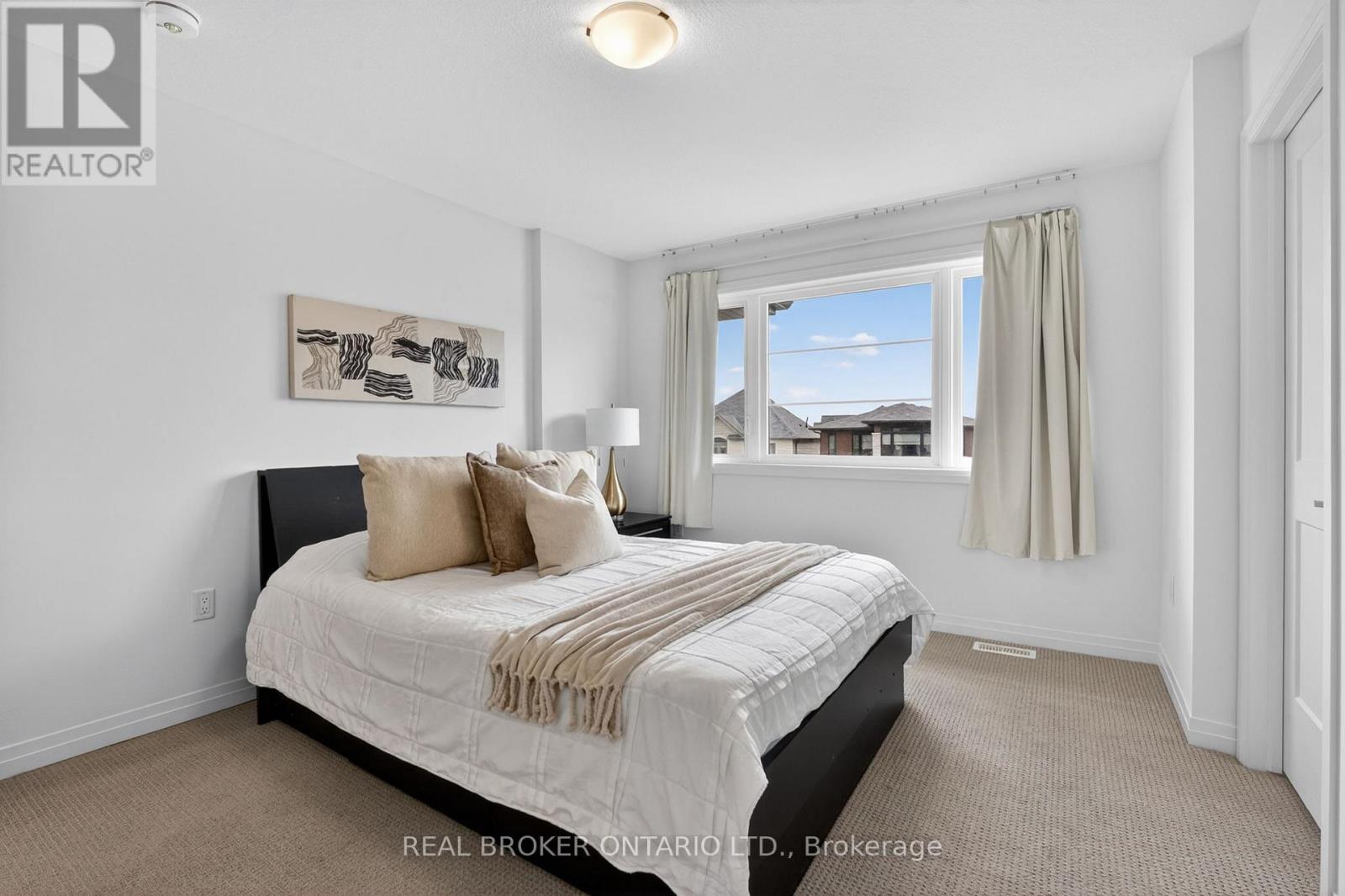 4048 STADELBAUER DRIVE - 33
