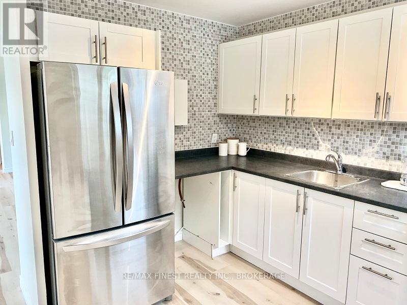 #105 1 MOWAT AVENUE - 10