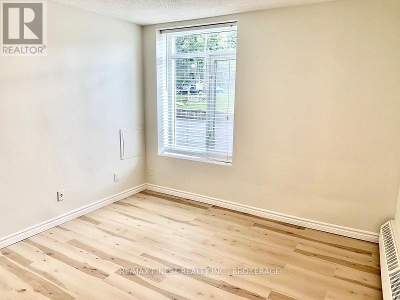 #105 1 MOWAT AVENUE - 14