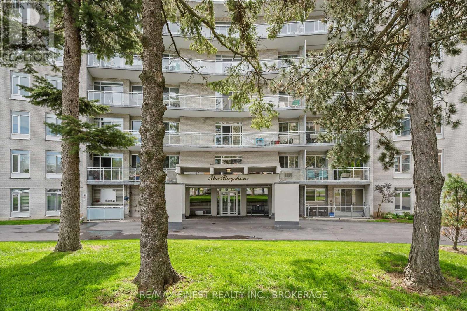 #105 1 MOWAT AVENUE - 2