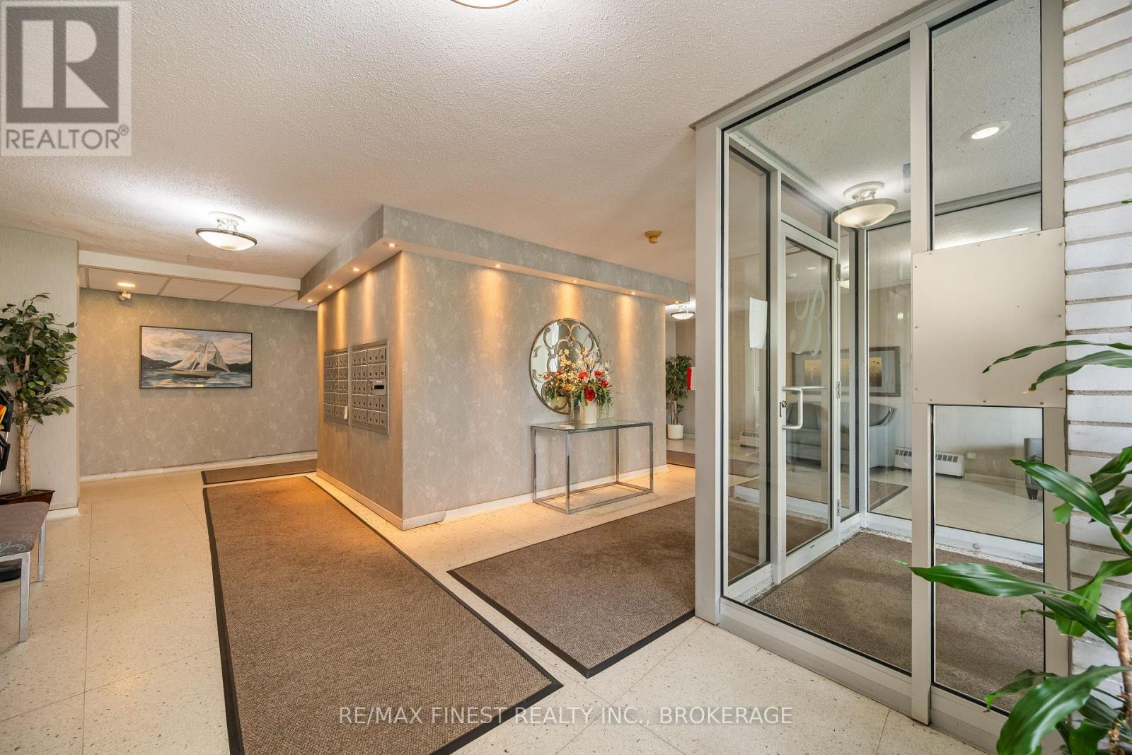 #105 1 MOWAT AVENUE - 3