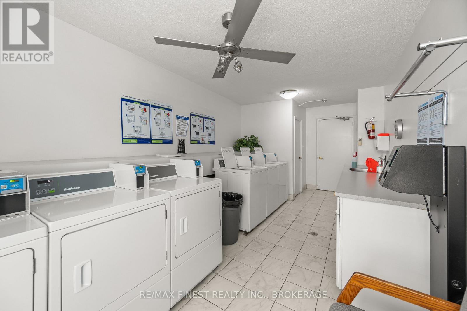 #105 1 MOWAT AVENUE - 47