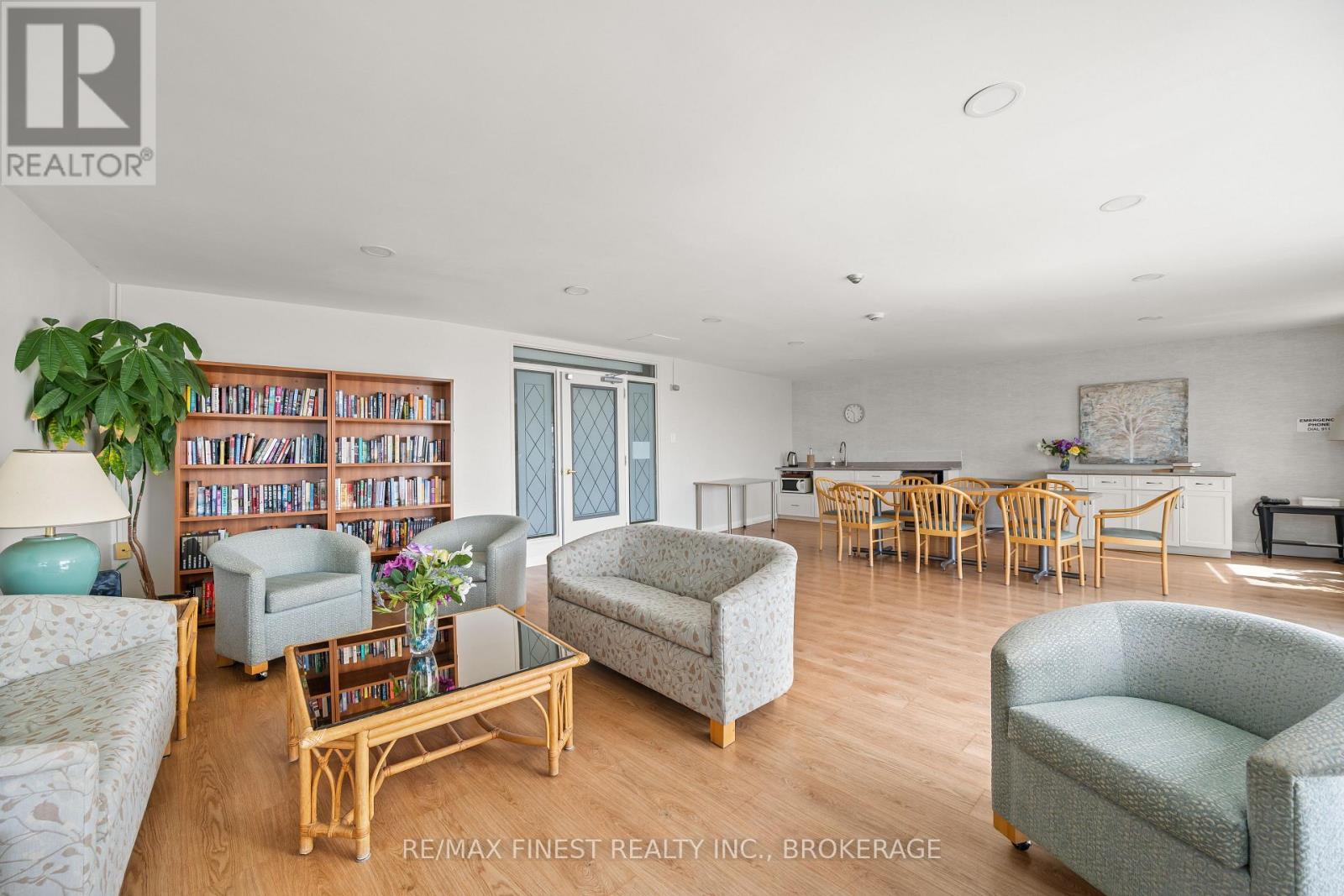 #105 1 MOWAT AVENUE - 49