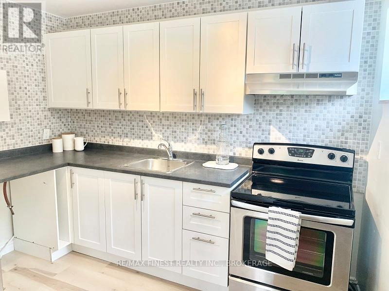 #105 1 MOWAT AVENUE - 9