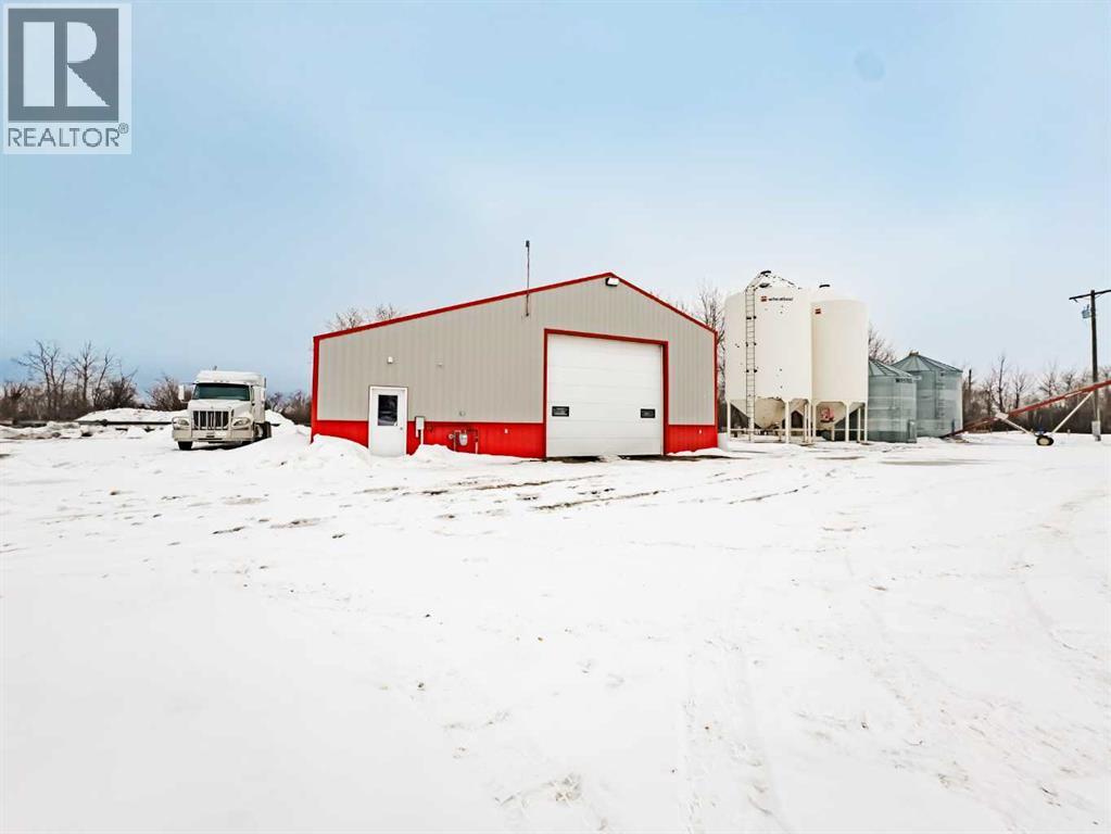 14074 Township Road 1050 Township - 40