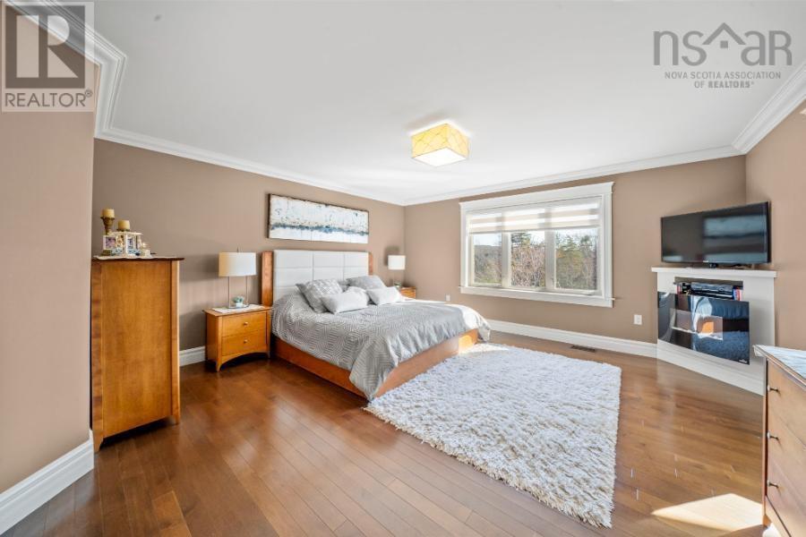 Property 34 of 49 of 82 Sedgewick Place