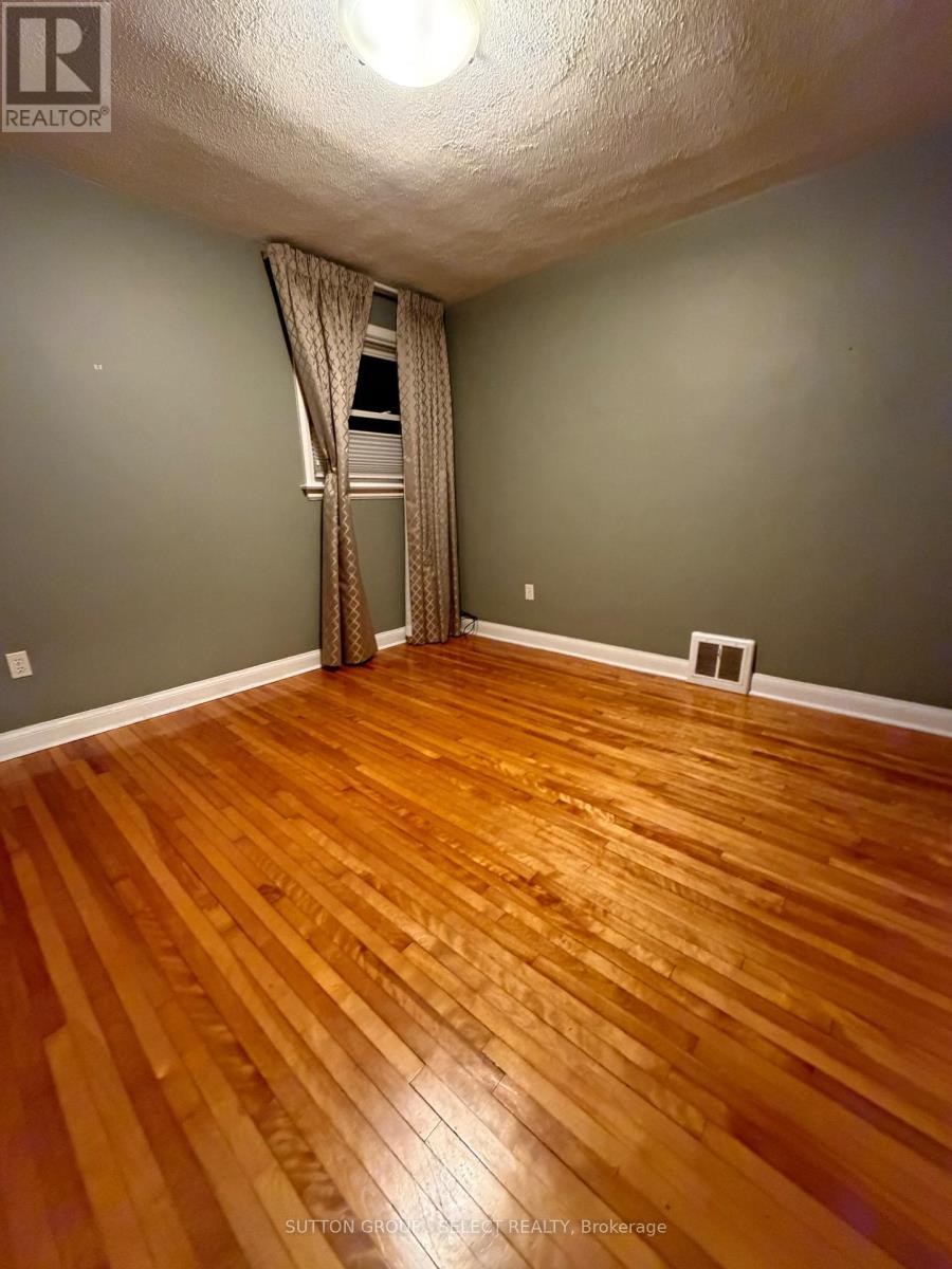 271 TAYLOR STREET - 19