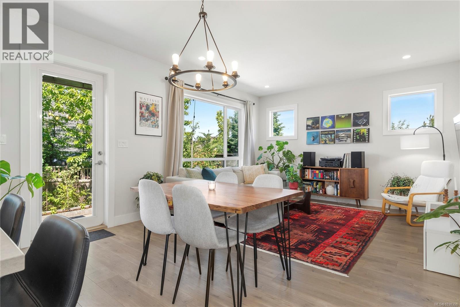 #96 2607 Kendal Ave - 12