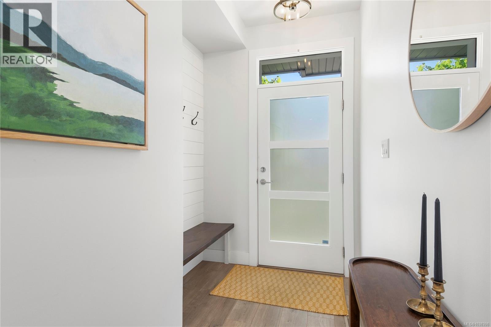 #96 2607 Kendal Ave - 18